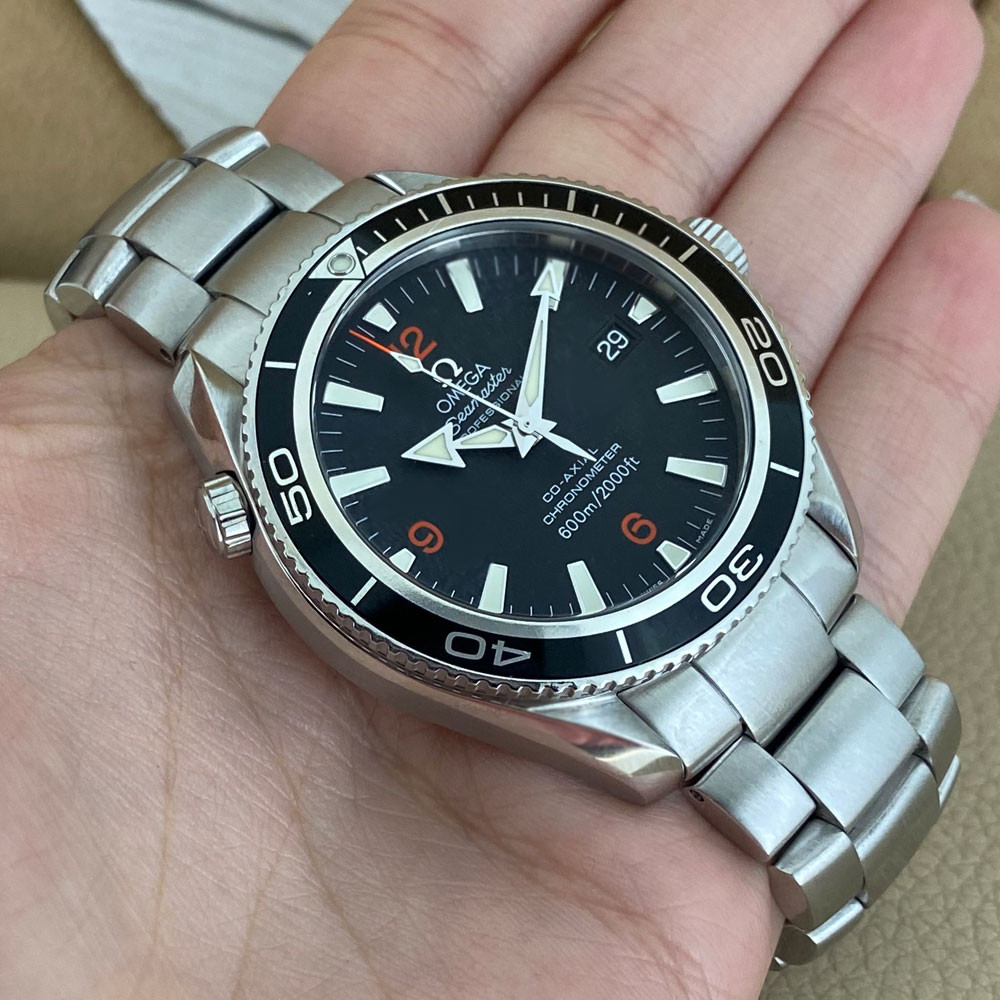 Omega Seamaster Planet Ocean CoAxial 22015100
